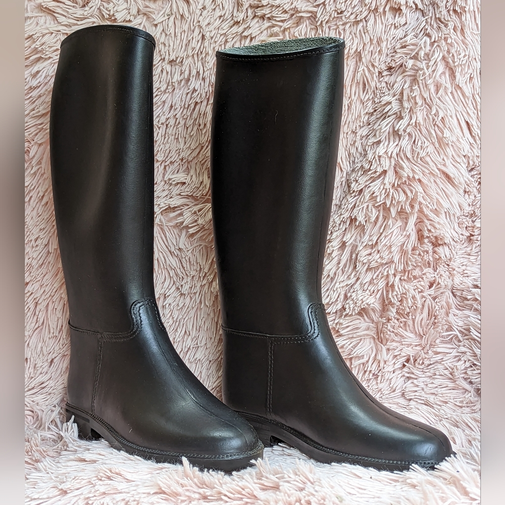 EUC Dafna Winner Child's Horse Riding Boots US Size 3 with Box